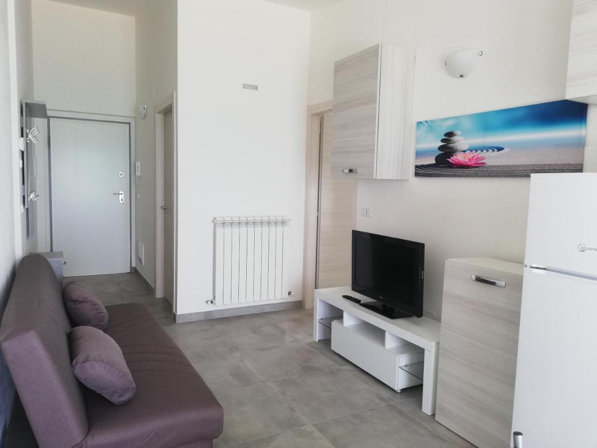 Attico Fronte Mare Daire Martinsicuro Dış mekan fotoğraf