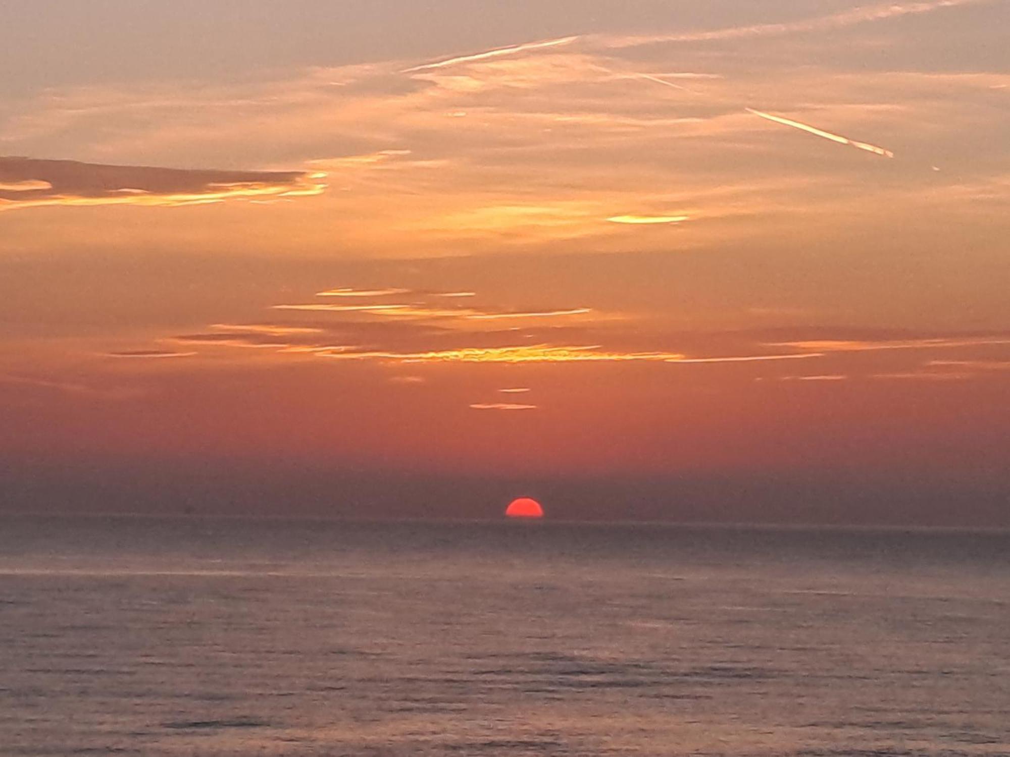 Attico Fronte Mare Daire Martinsicuro Dış mekan fotoğraf